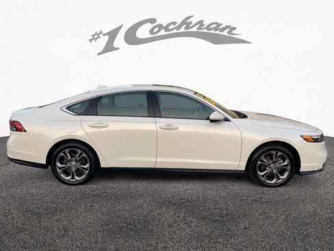 Used 2023 Honda Accord EX image 8