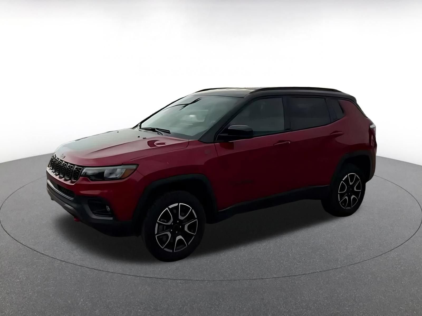Used 2025 Jeep Compass Trailhawk AWD/4WD image 6