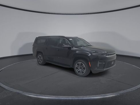 New 2026 Jeep Grand Wagoneer L 4WD image 3