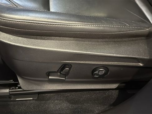 Used 2020 Alfa Romeo Stelvio Ti w/ Nero Edizione image 25