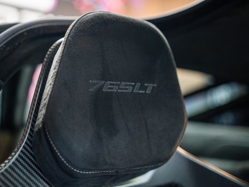 Used 2021 McLaren 765LT image 27