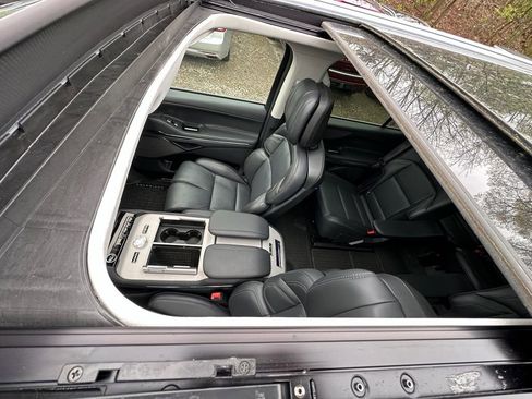 New 2025 Lincoln Navigator Reserve AWD/4WD image 6