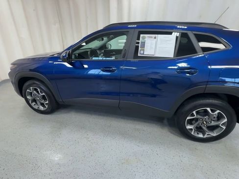 Used 2024 Chevrolet Trax LT w/ Driver Confidence Package image 7