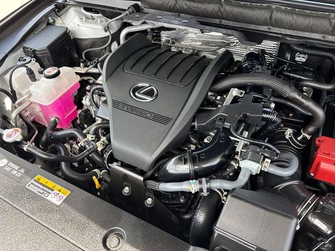 Used 2024 Lexus RX 350 Premium w/ Accessory Package (Z1) FWD image 32