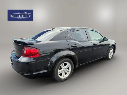 Used 2012 Dodge Avenger SE FWD image 5