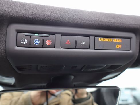 Used 2025 Chevrolet Corvette Z06 w/ Z07 Performance Package image 18