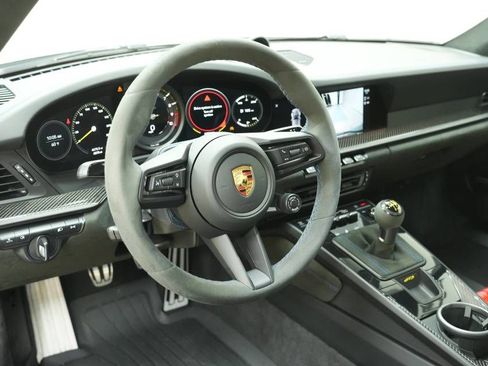 Used 2022 Porsche 911 GT3 RWD image 4