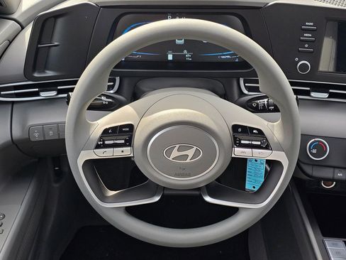 New 2026 Hyundai Elantra SE image 15