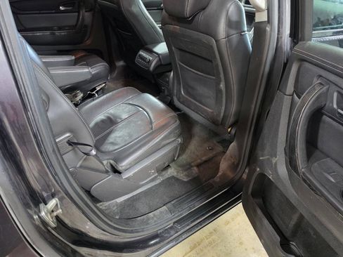 Used 2016 GMC Acadia SLT AWD/4WD image 17