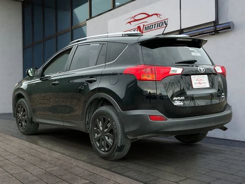Used 2015 Toyota RAV4 LE image 6