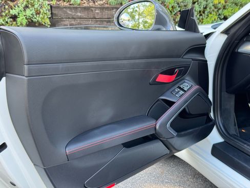 Used 2019 Porsche 911 Carrera image 27