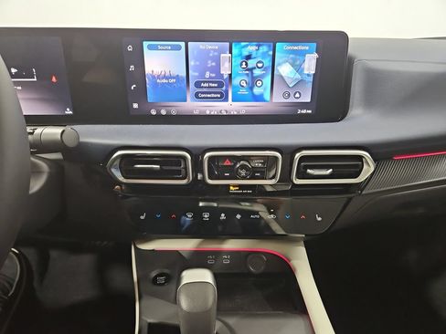 New 2026 Nissan Sentra SL w/ Floor Mat Package FWD image 18