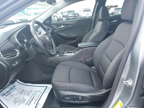 Used 2024 Chevrolet Malibu RS FWD image 13