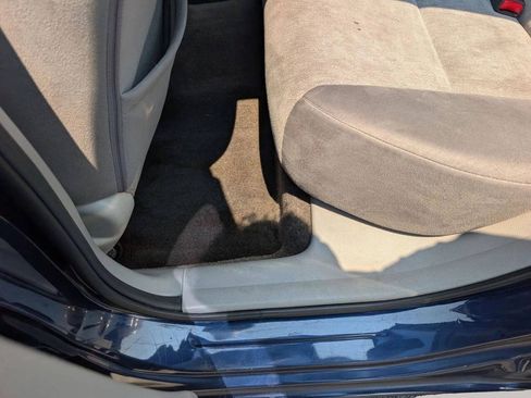 Used 2010 Honda Accord LX image 38