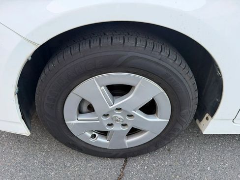 Used 2010 Toyota Prius Five image 30