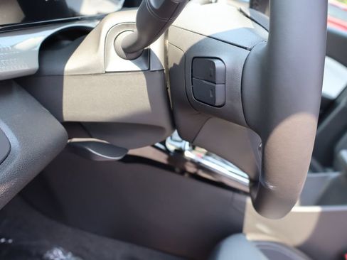 New 2026 Chevrolet Trax LT w/ LT Convenience Package FWD image 10