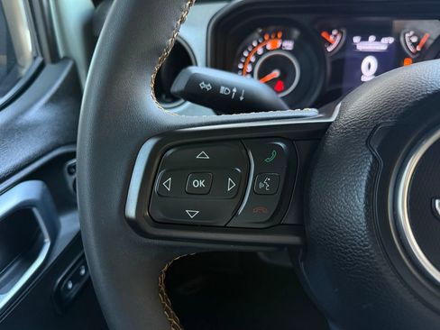 Used 2024 Jeep Wrangler Unlimited Sport AWD/4WD image 25