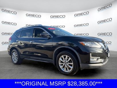 Used 2017 Nissan Rogue SV