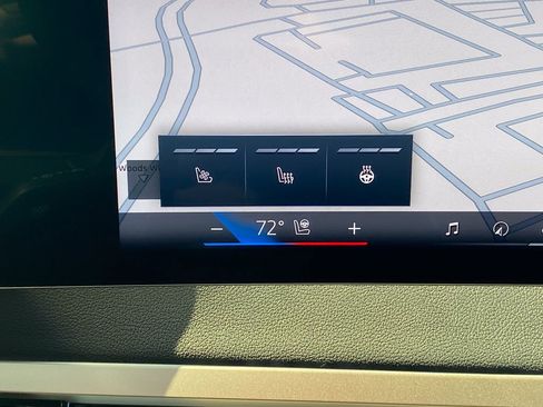 New 2026 BMW iX xDrive45 image 20