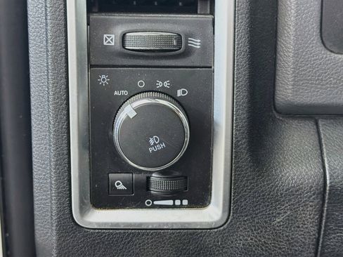Used 2017 RAM 1500 Lone Star RWD image 16