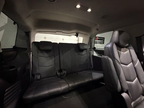 Used 2016 Cadillac Escalade Premium AWD/4WD image 35