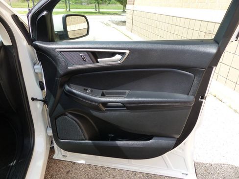 Used 2023 Ford Edge SEL AWD/4WD image 42
