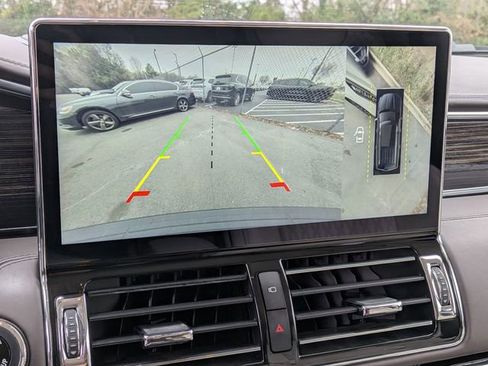 Used 2023 Lincoln Navigator Black Label image 20