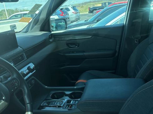 Used 2026 Honda Passport TrailSport image 4