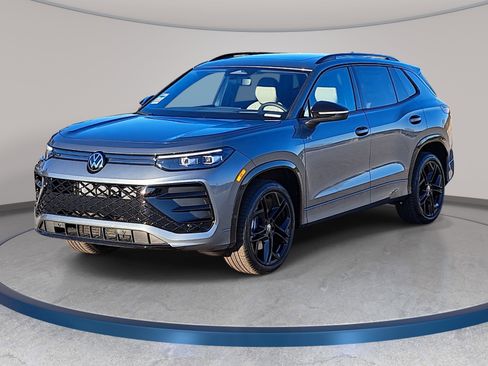 New 2026 Volkswagen Tiguan SE R-Line AWD/4WD image 1