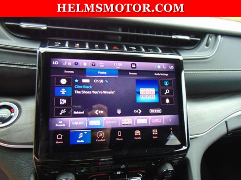 Certified 2024 Jeep Grand Cherokee L Limited image 22