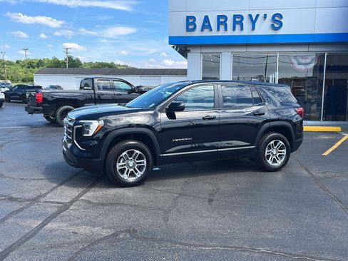 Used 2026 GMC Terrain Elevation FWD image 2
