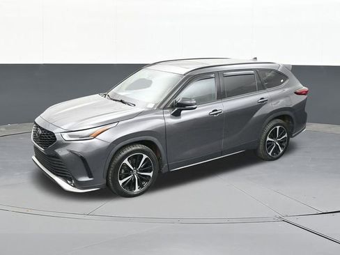 Used 2022 Toyota Highlander XSE image 63