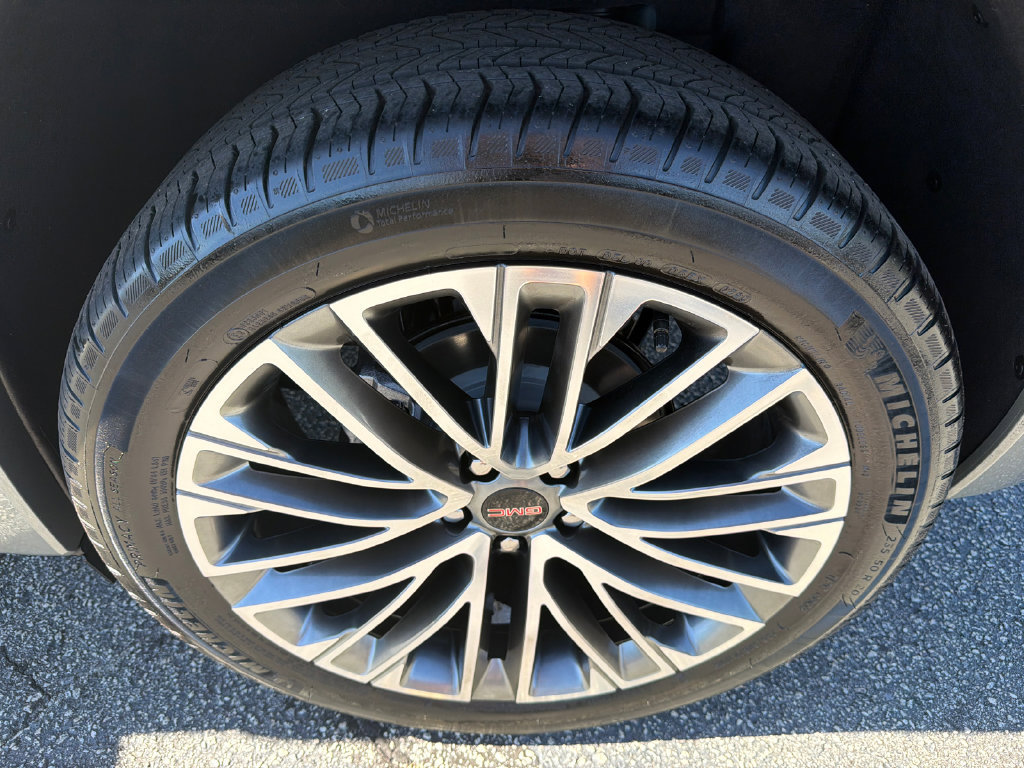 Used 2026 GMC Terrain Denali AWD/4WD image 20