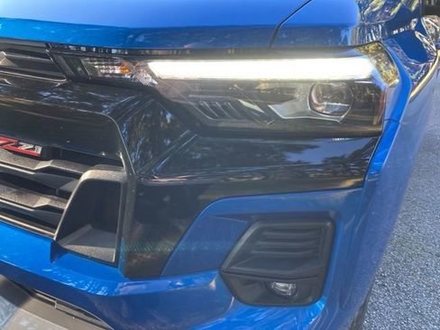 Used 2023 Chevrolet Colorado Z71 w/ Z71 Convenience Package 2 image 10