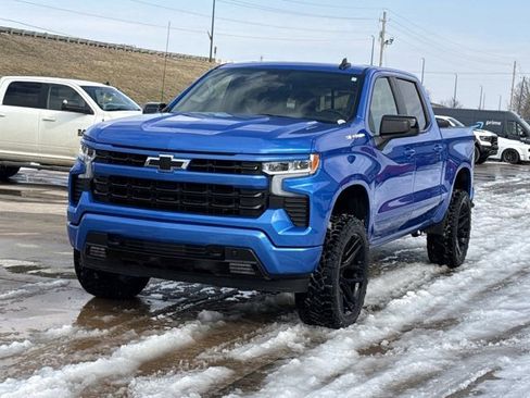 Used 2025 Chevrolet Silverado 1500 RST w/ Convenience Package II image 13