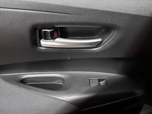 Certified 2021 Toyota Corolla LE image 19