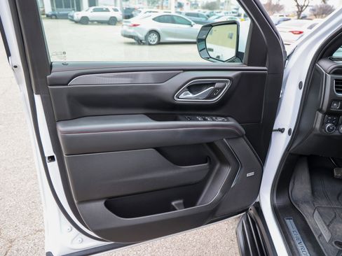 Used 2024 Chevrolet Tahoe RST w/ Sport Performance Package image 30