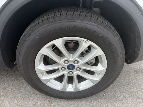 Used 2022 Ford Escape SE FWD image 22