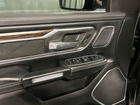 Used 2019 RAM 1500 Laramie image 14