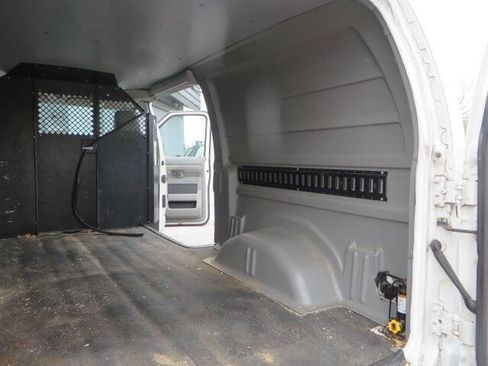 Used 2014 Ford E-150 and Econoline 150 RWD image 18