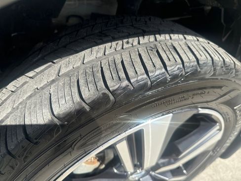 Used 2021 Nissan Rogue SL w/ Premium Package image 29