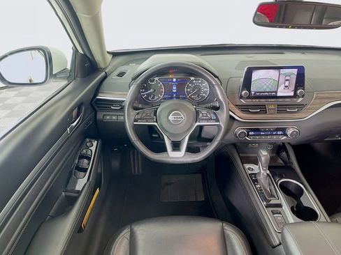 Used 2021 Nissan Altima 2.5 Platinum AWD/4WD image 25
