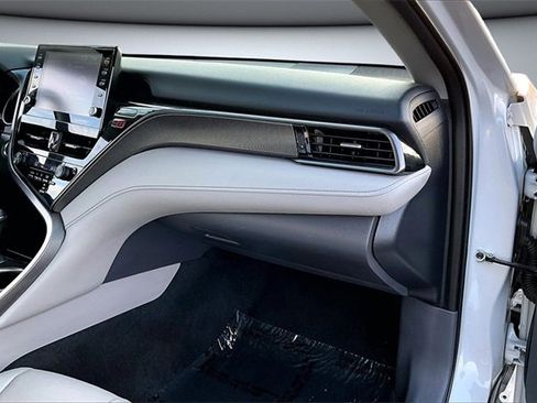 Used 2024 Toyota Camry XSE image 26