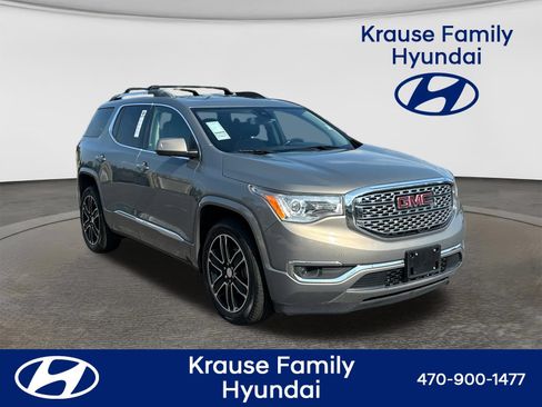 Used 2019 GMC Acadia Denali w/ Technology Package AWD/4WD image 1