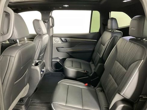 Used 2025 Buick Enclave Avenir w/ Super Cruise Package image 33