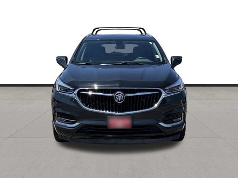 Used 2019 Buick Enclave Essence FWD image 2