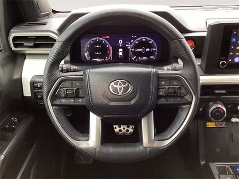 Used 2024 Toyota Tacoma TRD Sport image 12