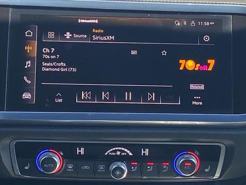 Used 2023 Audi Q3 2.0T Premium Plus w/ Premium Plus Package image 8