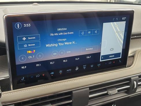 Used 2023 Lincoln Corsair FWD image 23