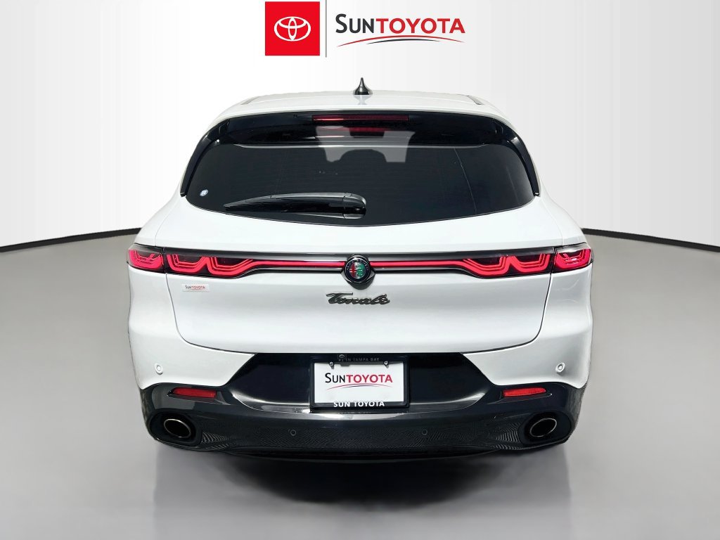 Used 2024 Alfa Romeo Tonale Veloce w/ Active Assist Package AWD/4WD image 4